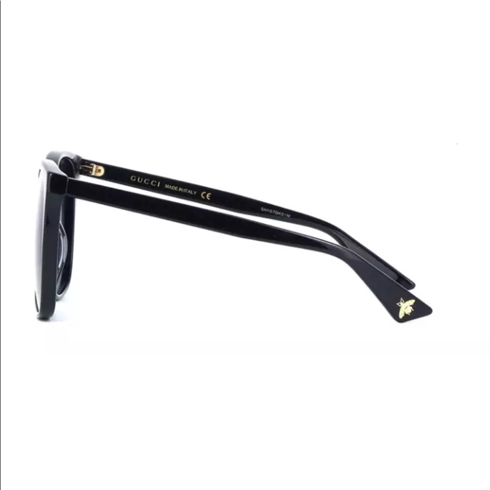 Gucci Sunglasses in multiple colors! - Picture 2 of 8